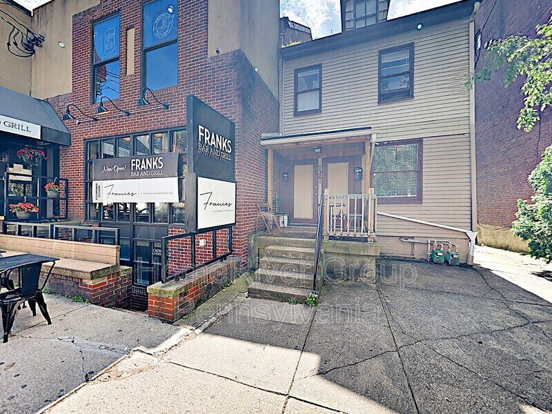 Primary Photo - 726 Copeland St