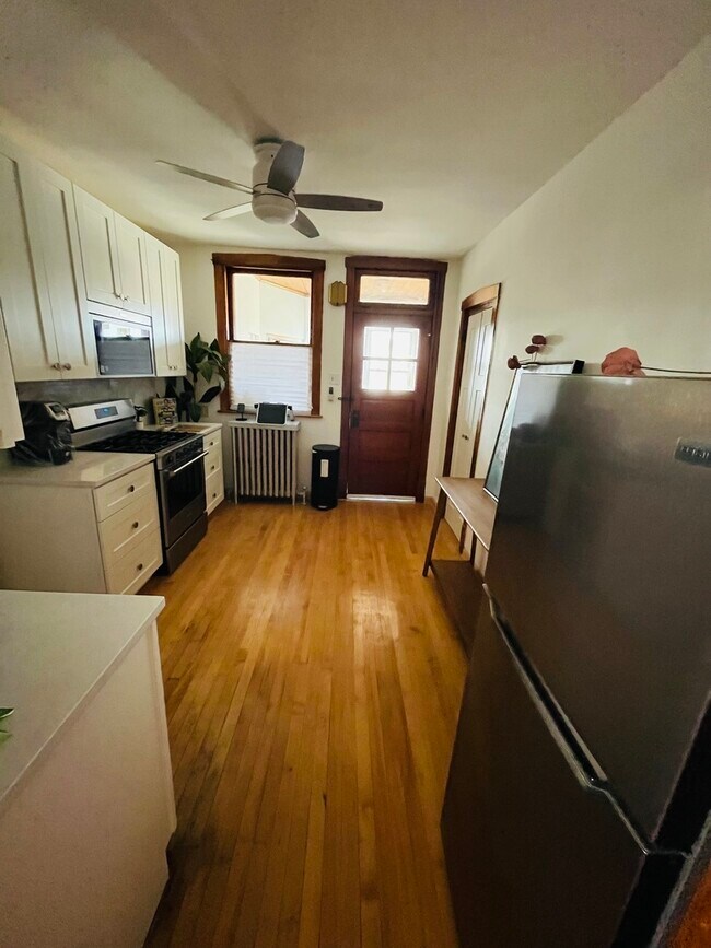 Foto del edificio - 5133 W Wrightwood Ave