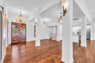 Building Photo - 17 Bellingham Ct