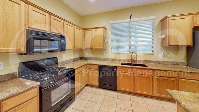 Foto del edificio - 45724 W Mountain View Rd