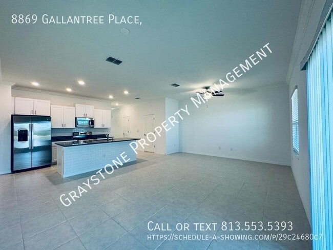 Building Photo - "Experience Modern Comfort and Convenience...