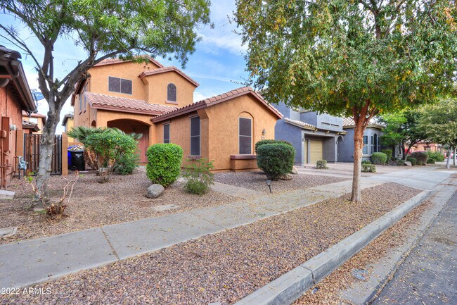 Building Photo - 3840 E Kesler Ln