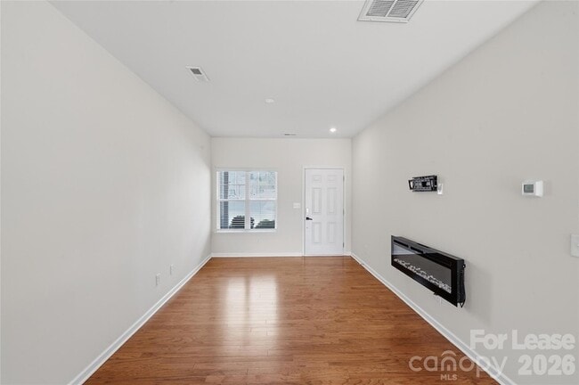 Foto del edificio - 15217 Wrights Crossing Dr