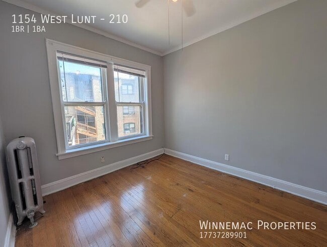 Building Photo - 1154 West Lunt-210