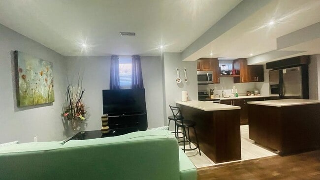 Photo du bâtiment - 53 Pappain Cres