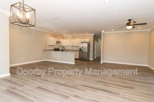 Foto del edificio - 18 Michigan Ln