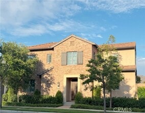 Building Photo - 184 Villa