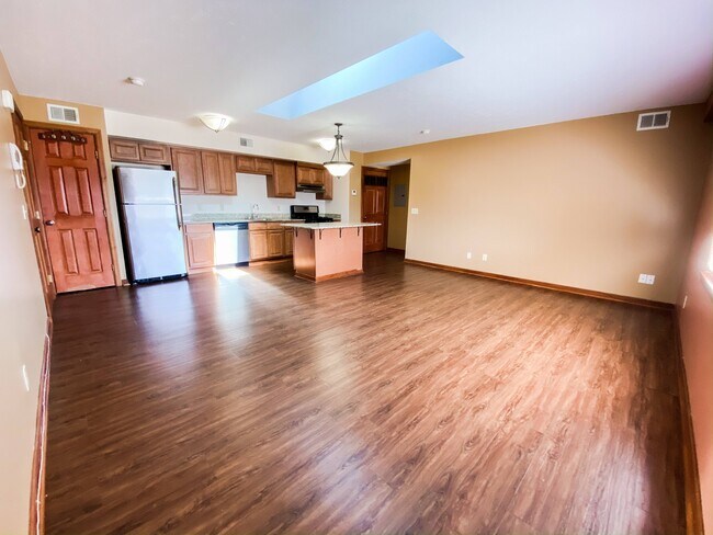 Foto del edificio - Hallwood Manor Apartments
