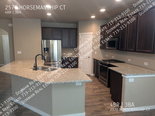 Building Photo - 2570 Horsemanship Ct