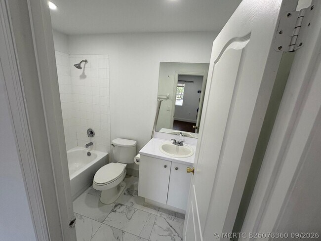 Foto del edificio - 4770 NW 57th Pl