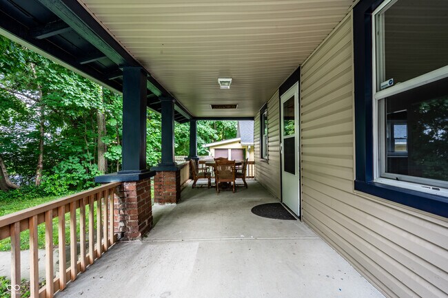 Foto del edificio - 4658 Hinesley Ave