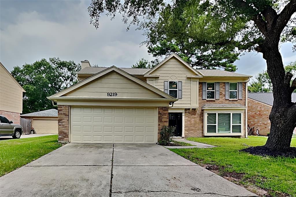 Primary Photo - 9219 Palm Shores Dr