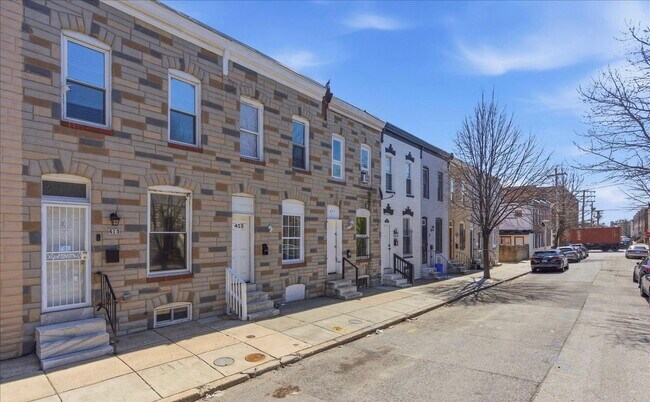 Building Photo - 415 N Glover St