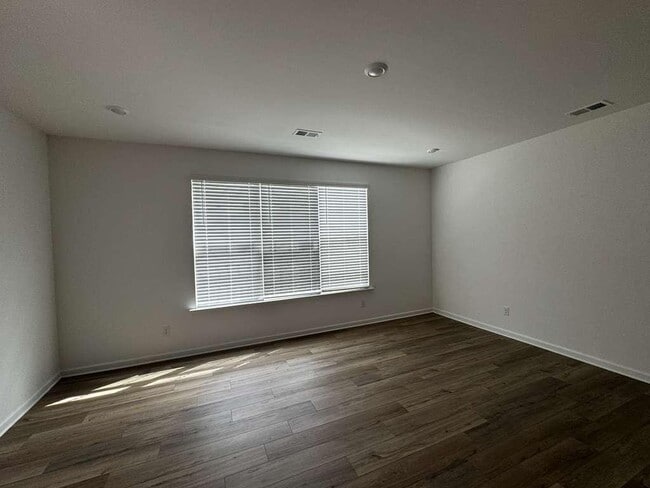 Foto del edificio - 136 Market St