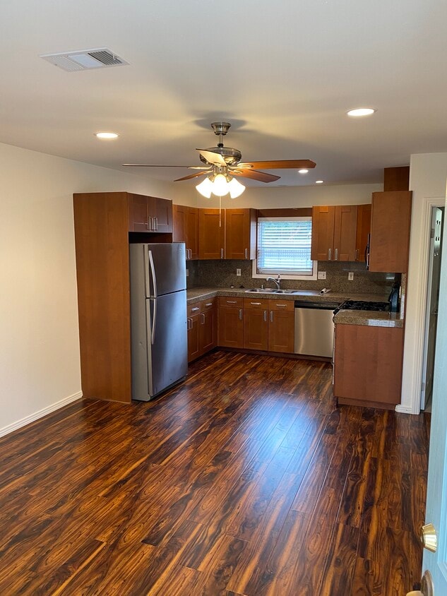 175 Del Mar Ave, Costa Mesa, CA 92627 House Rental in Costa Mesa, CA