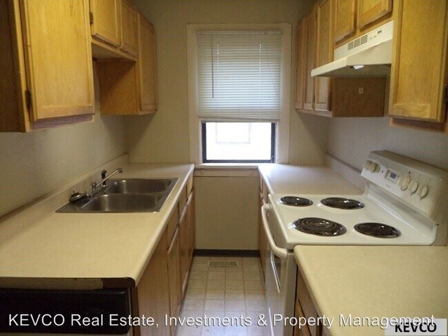Building Photo - 3 br, 1 bath Apartment - 414 E Elizabeth St