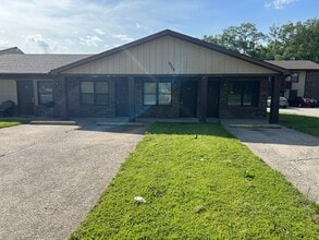 Building Photo - 3503 Falling Springs Rd