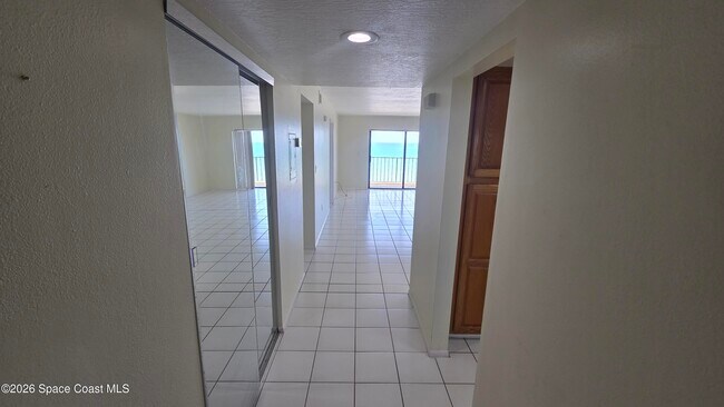 Building Photo - 1455 Jimmy Buffett Mem Hwy