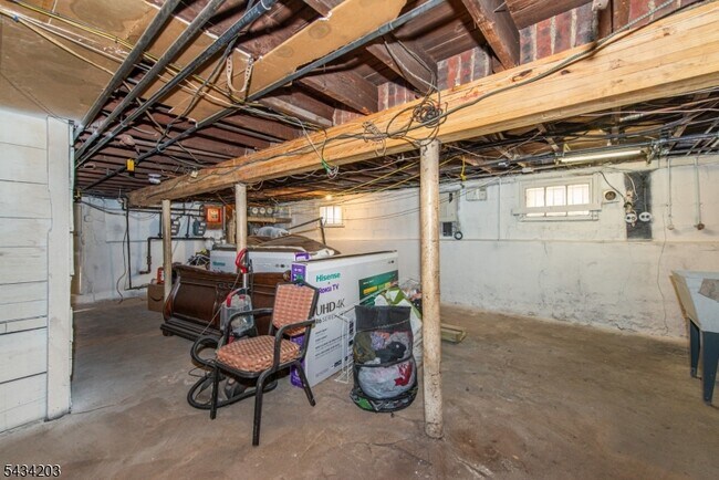 Foto del edificio - 413 Beardsley Ave