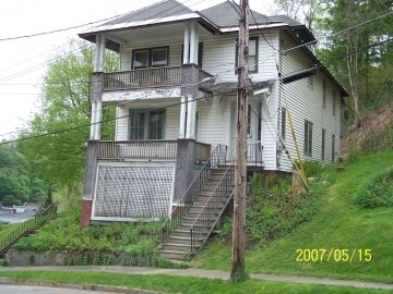 Primary Photo - 15 Skinner St