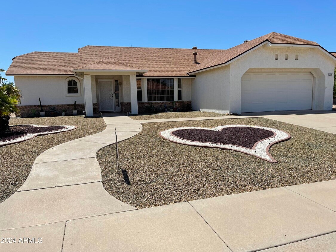 Foto principal - 14827 W Antelope Dr