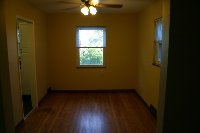 Dining Room - 1625 Parkline Dr