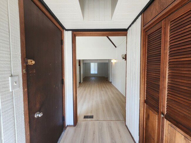 Building Photo - 3547 Bengal Blvd