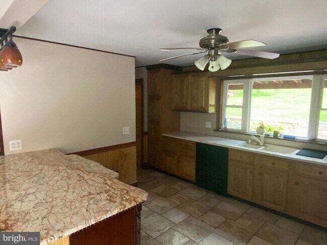 Building Photo - 106 Skippack Creek Rd