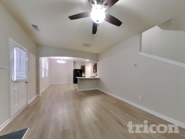 Foto del edificio - 531 Susie Creek Ln