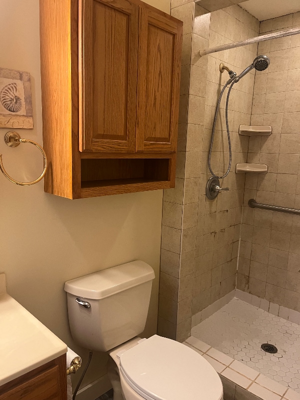 Foto del edificio - 17 Fonda Ave