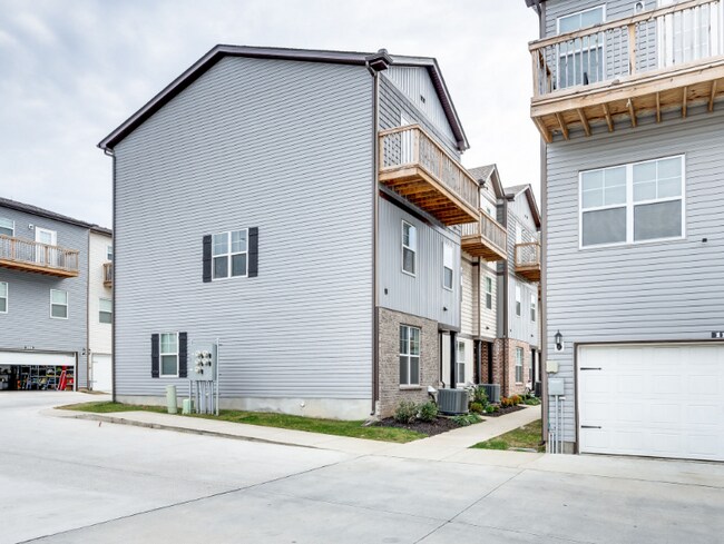 Building Photo - 100 Jean Alyne Dotson Dr.
