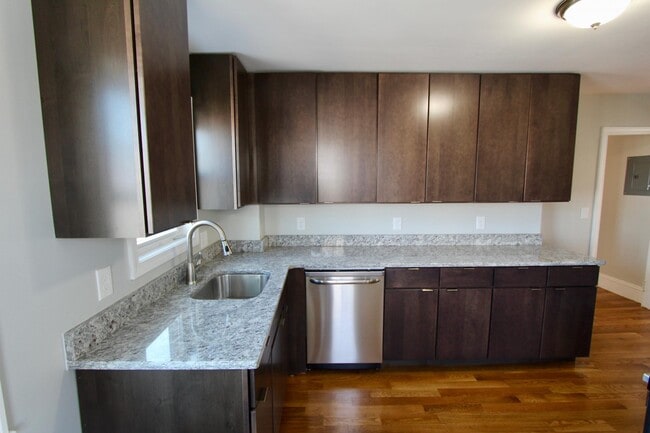 Photo - 508 Revere St Apartment