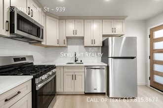 Building Photo - 939 Missouri St
