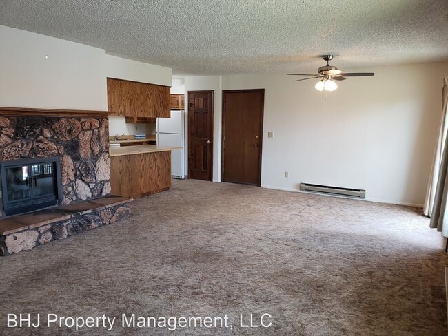 Building Photo - 1283 Sugarview Dr