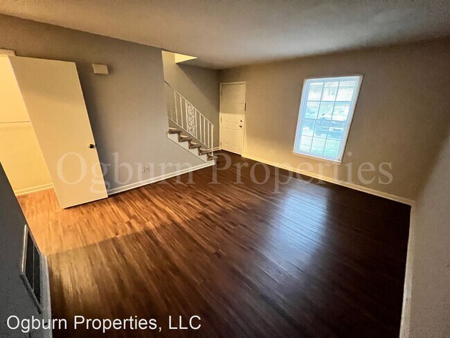 Building Photo - 2 br, 1.5 bath House - 204 VINEYARD PARK ROAD