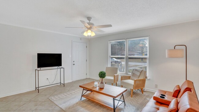 Foto del edificio - Beautifully renovated 2bed 1bath