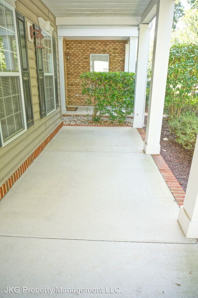 Foto del edificio - 4 br, 3.5 bath House - 4529 Totteridge Lane