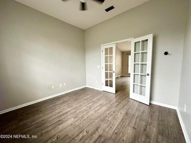 Foto del edificio - 501 Magnolia Garden Ct