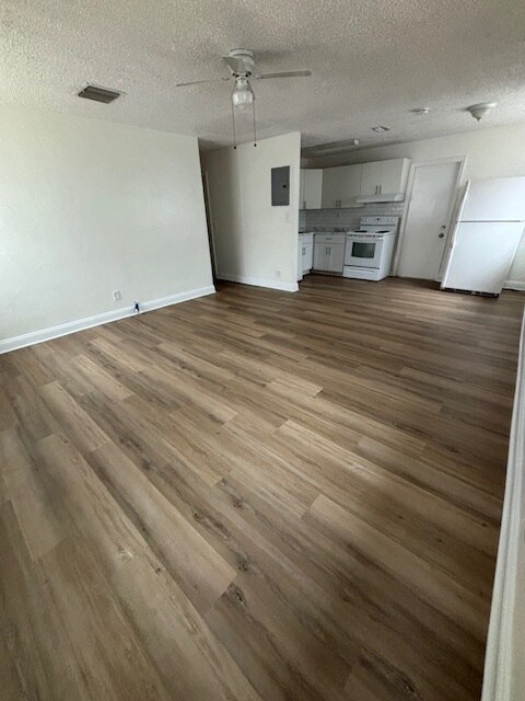 Foto del edificio - 2632 NW 18th Ter