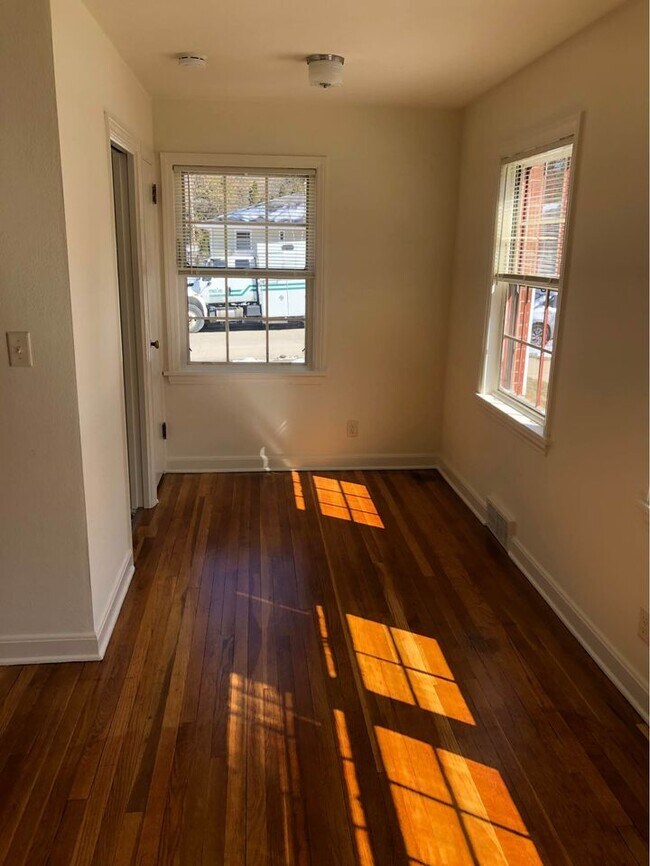 Foto del edificio - Gardens on Hillcrest