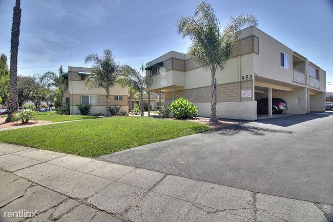 Foto del edificio - 953 Helen Ave