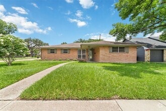 Building Photo - 4118 Donna Lynn Dr