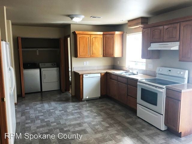 Building Photo - 4 br, 2.5 bath House - 306 S Union St.