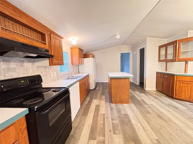 Foto del edificio - 231 6 Morris Ln