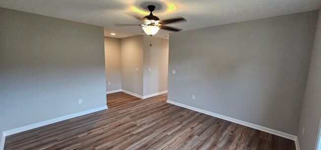 Foto del edificio - Move-In Ready Ranch Style Home In in Pictu...