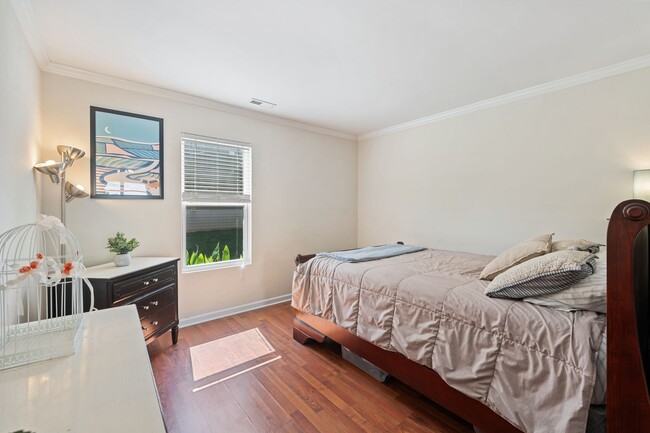 Building Photo - 110 Bray Dr