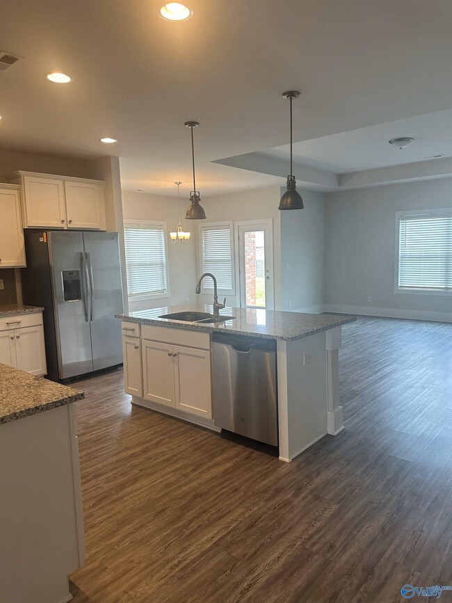 Building Photo - 109 Fern Valley Ct NW