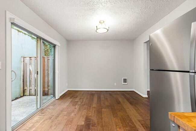 Foto del edificio - 3618 SW Multnomah Blvd