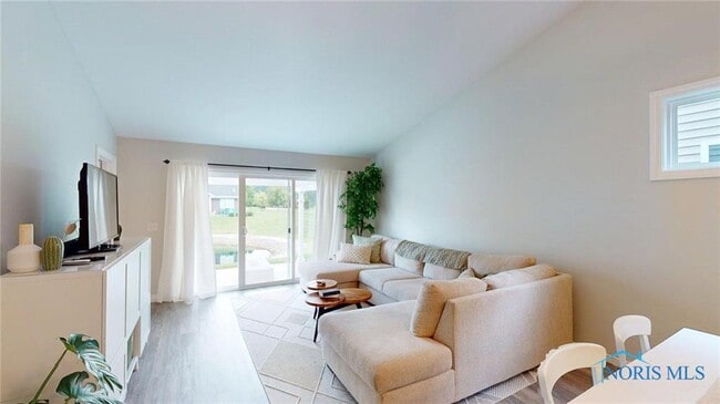 Building Photo - 2143 Fieldbrook Dr