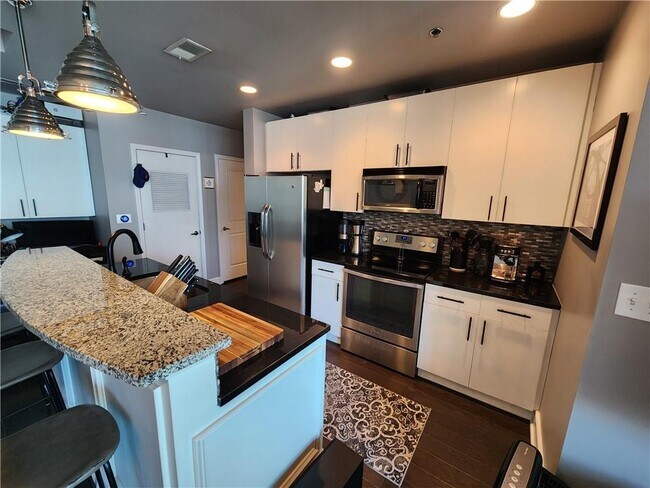 Foto del edificio - 44 Peachtree Pl NW
